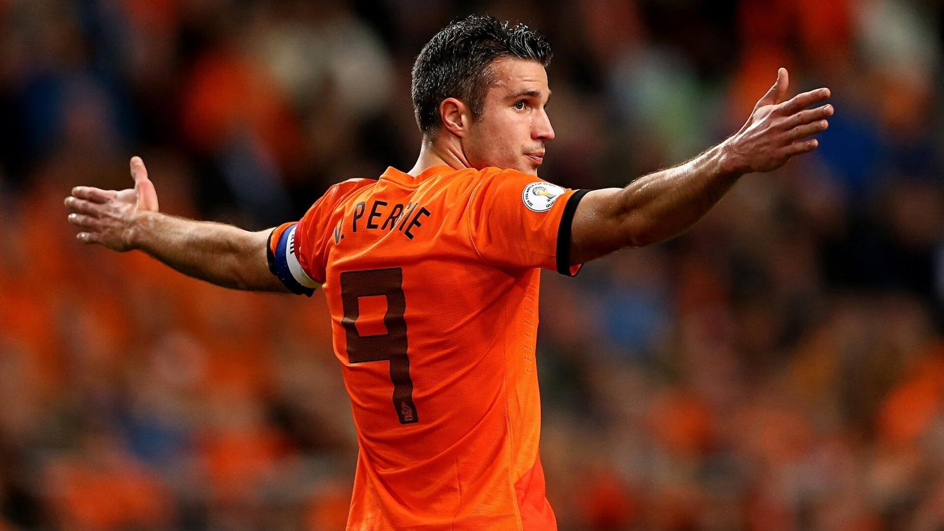 中国足球裁判队伍“国际化”步伐加快，判罚水平大幅提升，中国国际足球裁判都有谁